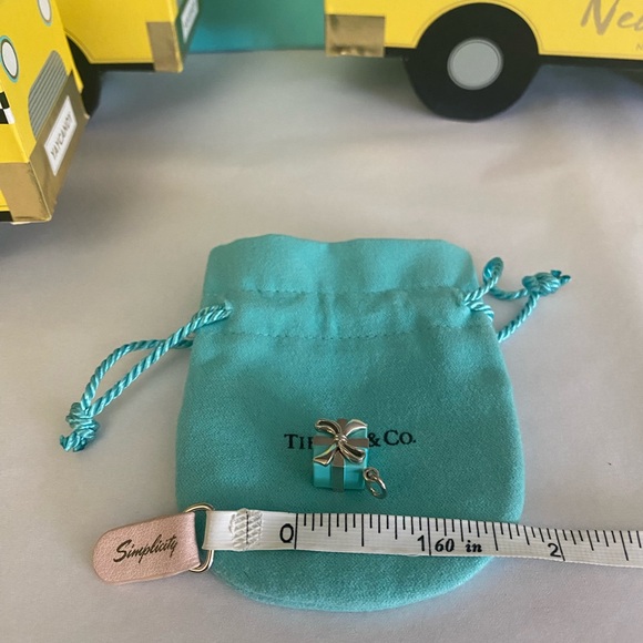 Tiffany & Co. Blue Box Charm - Picture 6 of 7